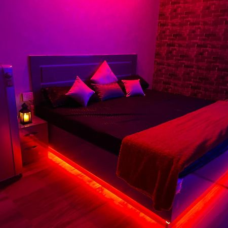 גרייטר נוידה Kinky Dark Rooms מראה חיצוני תמונה